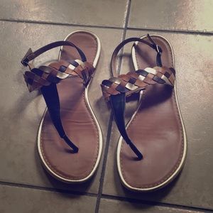 American eagle thong  sandals